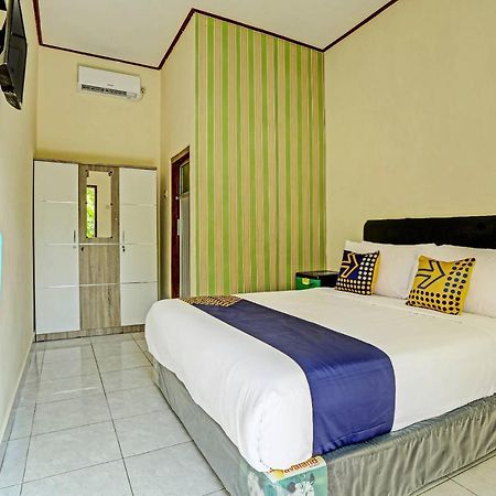SPOT ON 91197 Pondok Rahayu Hotel Kerobokan Exterior foto